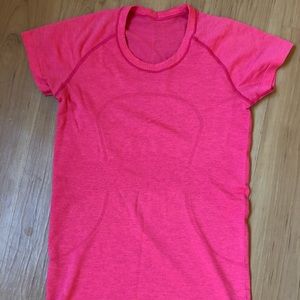 Lululemon Swiftly Tech Tee